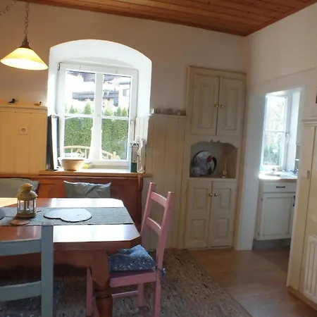Feriehus In Mit Grosser Terrasse
